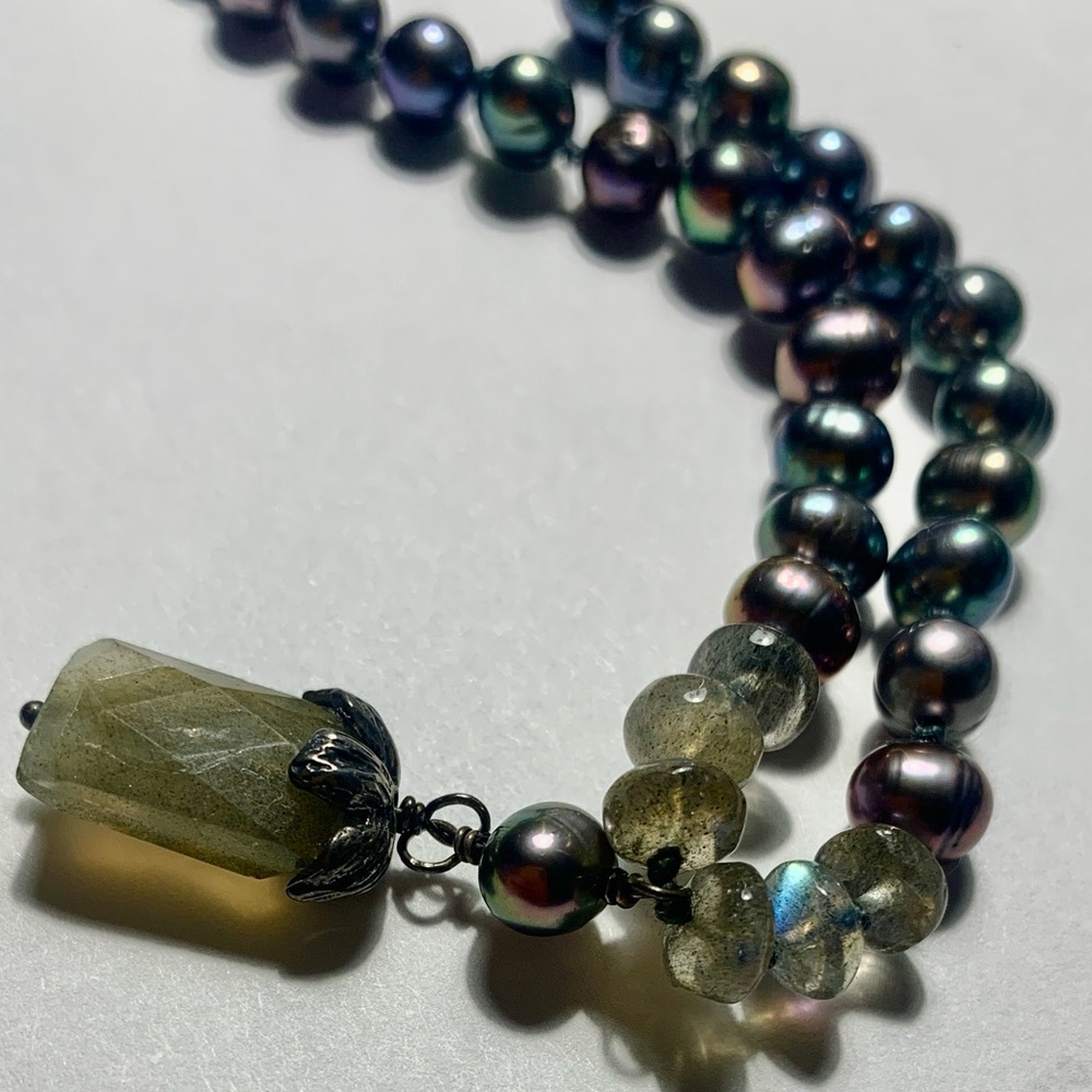 Chan Luu Pearl & Lab Necklace - Picture 13 of 14